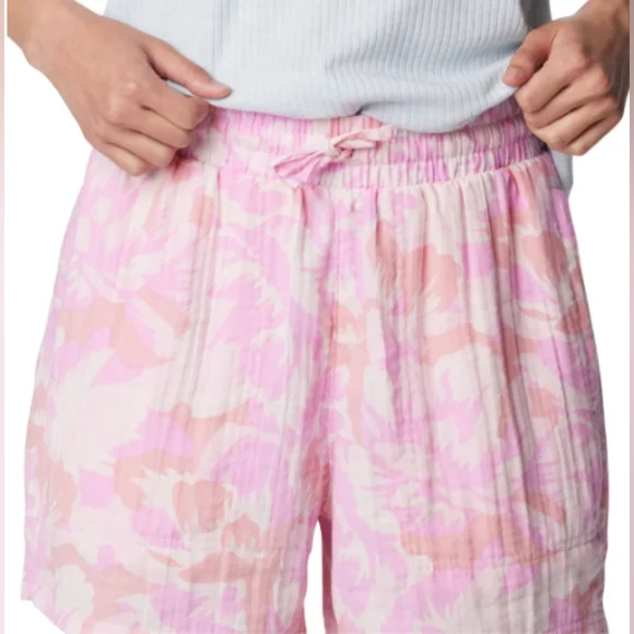COLUMBIA Light Pink Holly Hideaway Breezy Shorts - Size Medium (NWT) - Picture 5 of 9